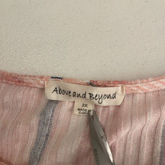 Above & Beyond Blouse Women's 2X Pink Striped Round Neck Short Sleeve Top - Picture 7 of 9